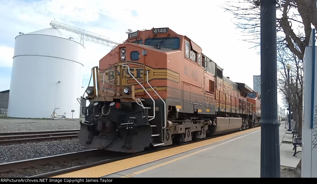 BNSF 4146